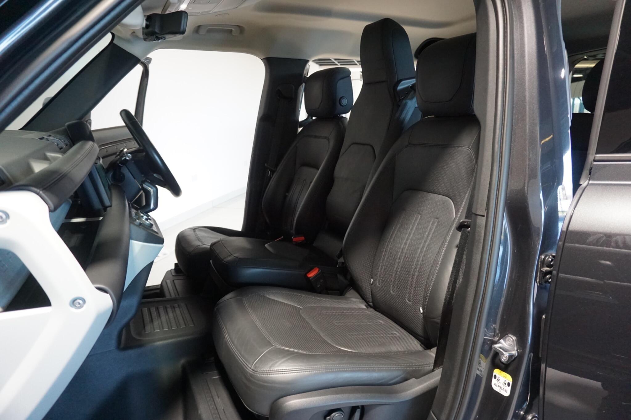 Land Rover Defender 110 3.0 D300 MHEV HSE Hard Top SUV 5dr Diesel Auto 4WD MWB Euro 6 (s/s) (300 ps)